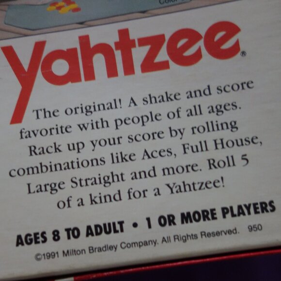 Vintage 1991 Milton Bradley Yahtzee  950 Ages 8 to Adult For 1 or More Players - Picture 5 of 16